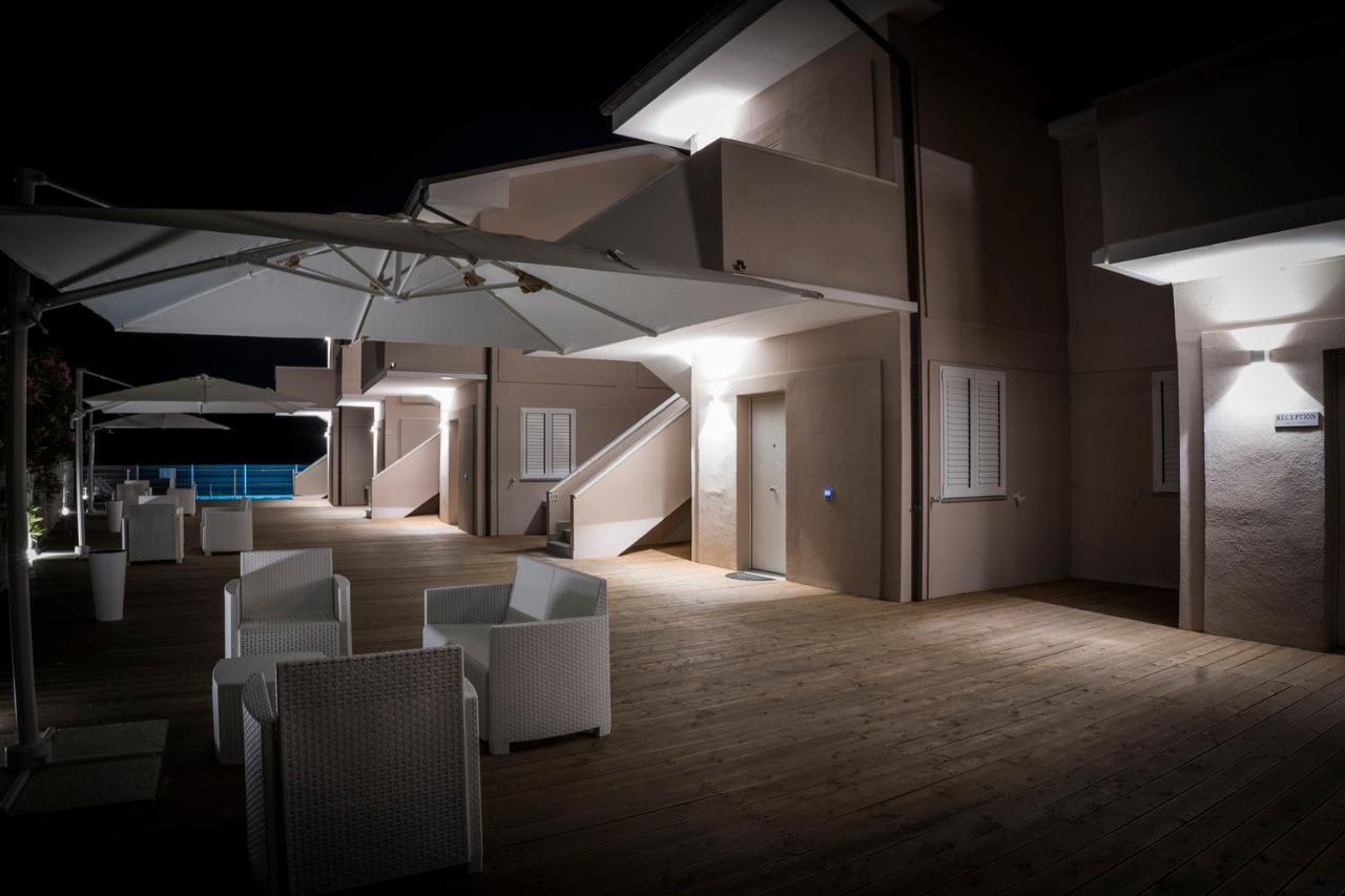 Balconi Del Conero Aparthotel Numana Luaran gambar